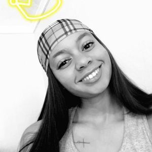 Meet your Posher, Nikki